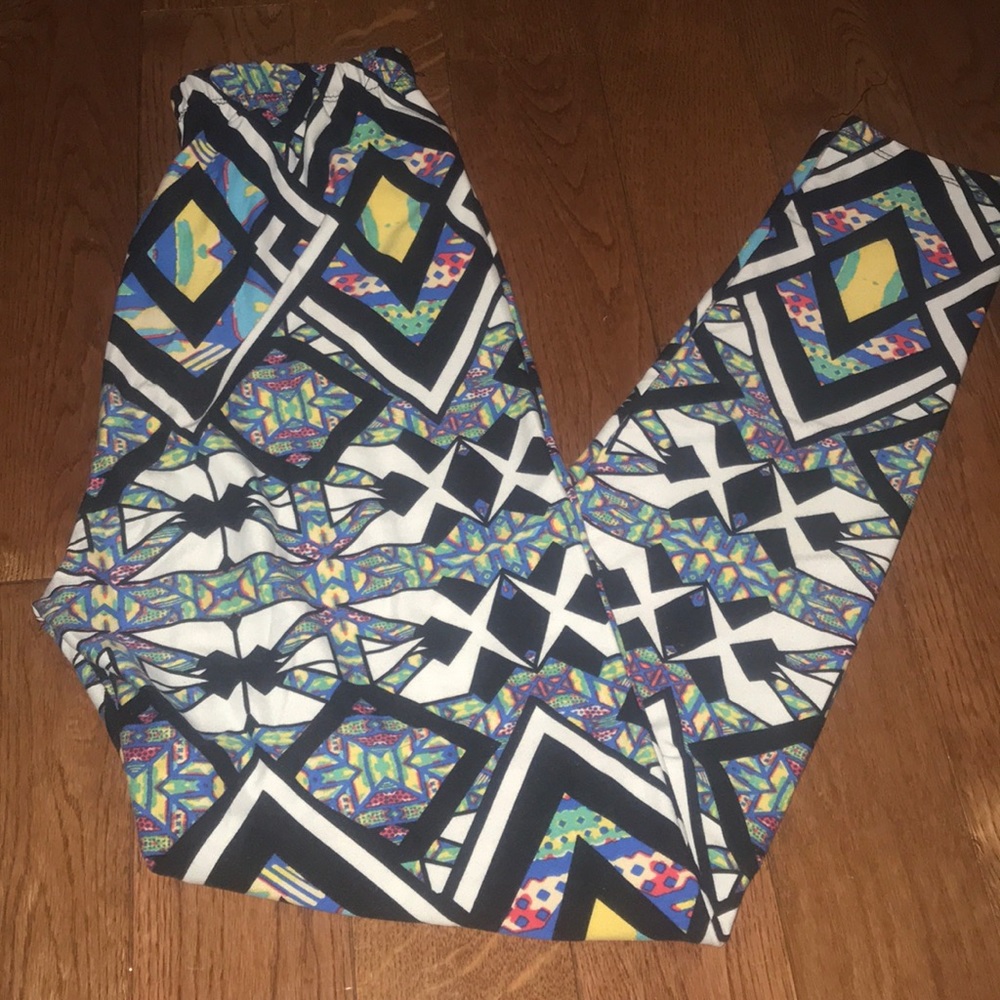 LuLaRoe Leggings size One size for women
